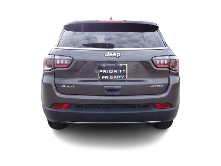 Thumbnail: 2023 Jeep Compass - 4