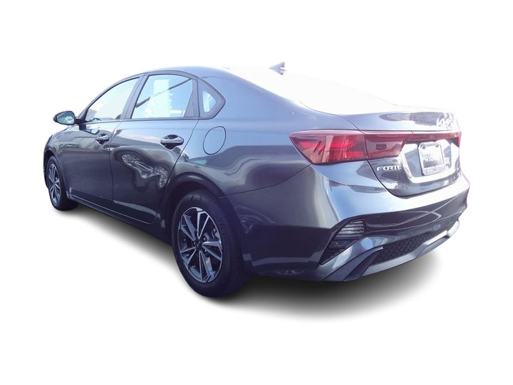 Thumbnail: 2023 Kia Forte - 2