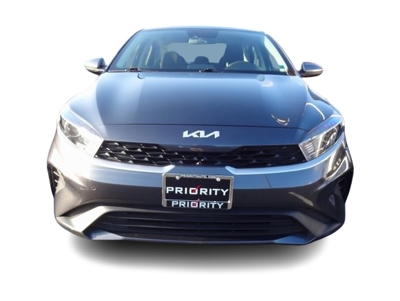 Thumbnail: 2023 Kia Forte - 4