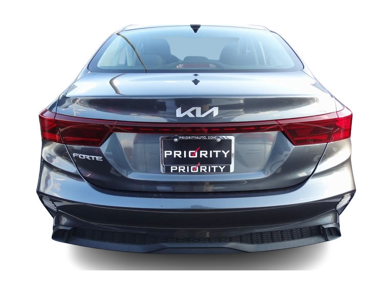 Thumbnail: 2023 Kia Forte - 3
