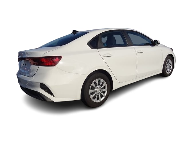 Thumbnail: 2023 Kia Forte - 13