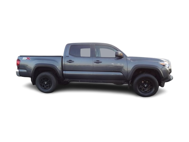 Thumbnail: 2023 Toyota Tacoma - 18