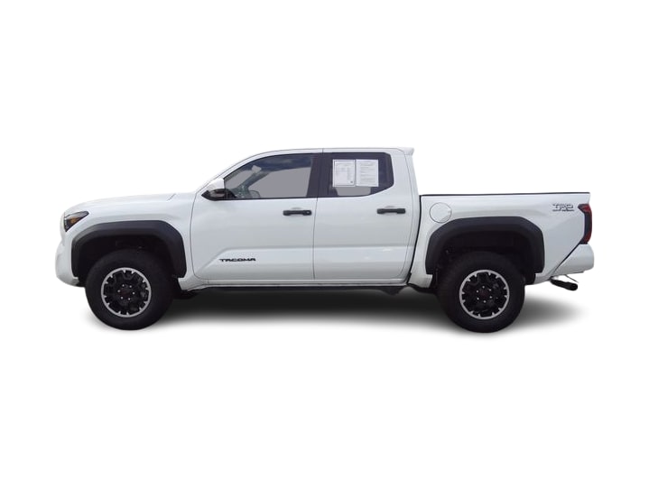 Thumbnail: 2025 Toyota Tacoma - 3
