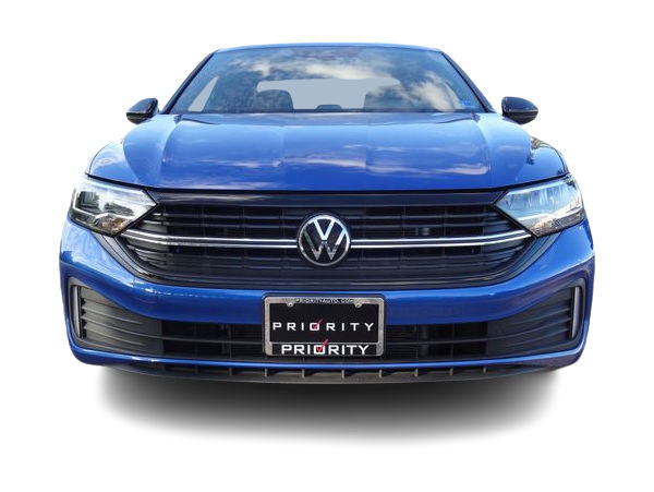Thumbnail: 2023 Volkswagen Jetta - 5