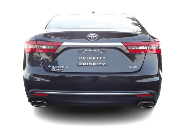 Thumbnail: 2017 Toyota Avalon - 4