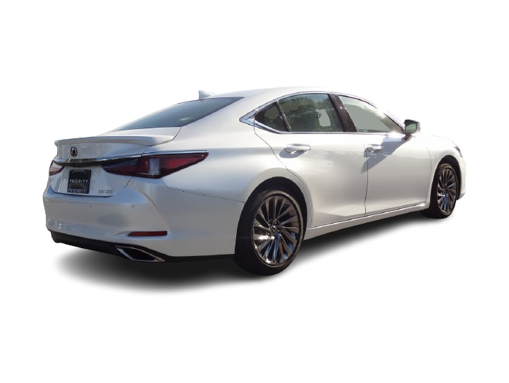 Thumbnail: 2024 Lexus ES - 17