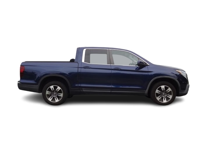 Thumbnail: 2019 Honda Ridgeline - 17