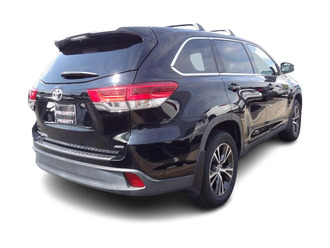Thumbnail: 2019 Toyota Highlander - 11