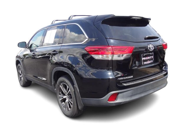 Thumbnail: 2019 Toyota Highlander - 10