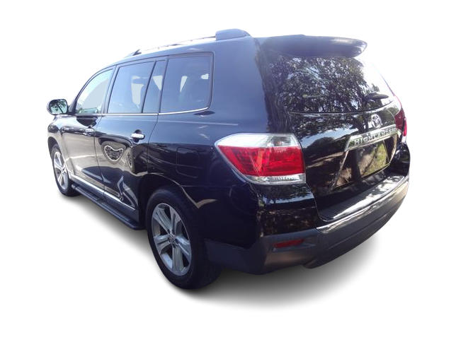 Thumbnail: 2013 Toyota Highlander - 2
