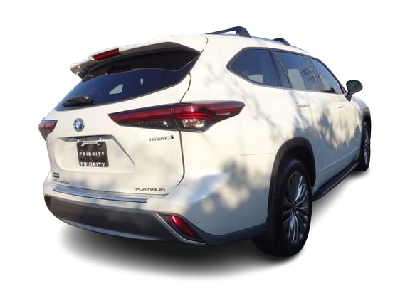 Thumbnail: 2022 Toyota Highlander - 11