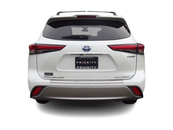 Thumbnail: 2022 Toyota Highlander - 4