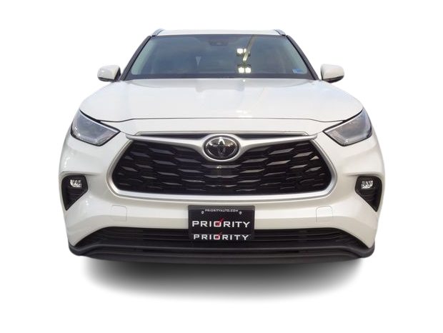 Thumbnail: 2021 Toyota Highlander - 4