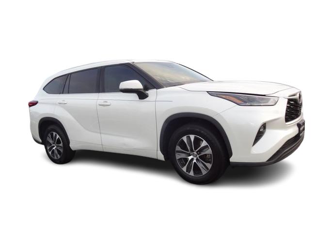 Thumbnail: 2021 Toyota Highlander - 12