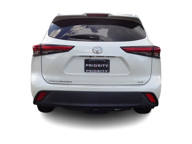 Thumbnail: 2021 Toyota Highlander - 4