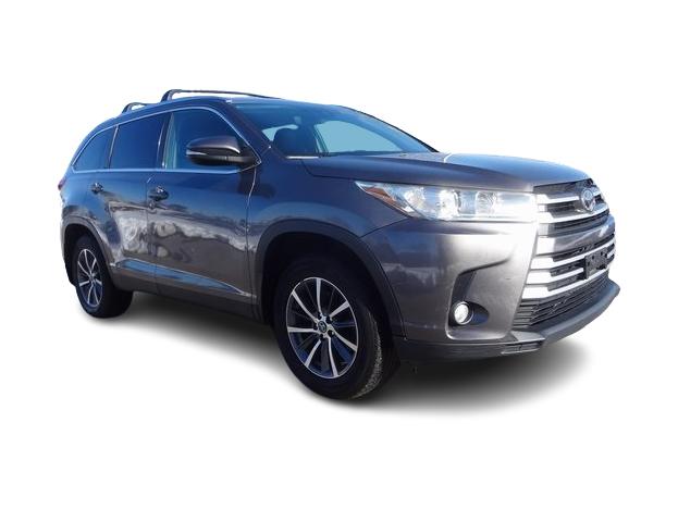 2019 Toyota Highlander XLE 18