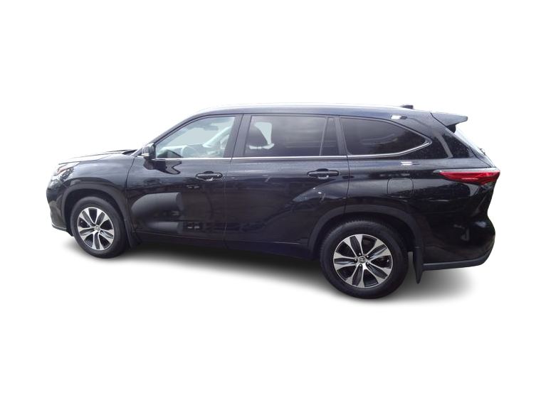 Thumbnail: 2023 Toyota Highlander - 2