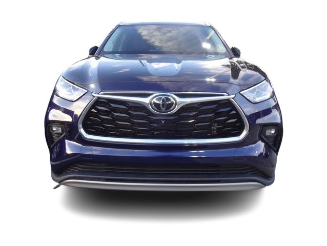 Thumbnail: 2023 Toyota Highlander - 3