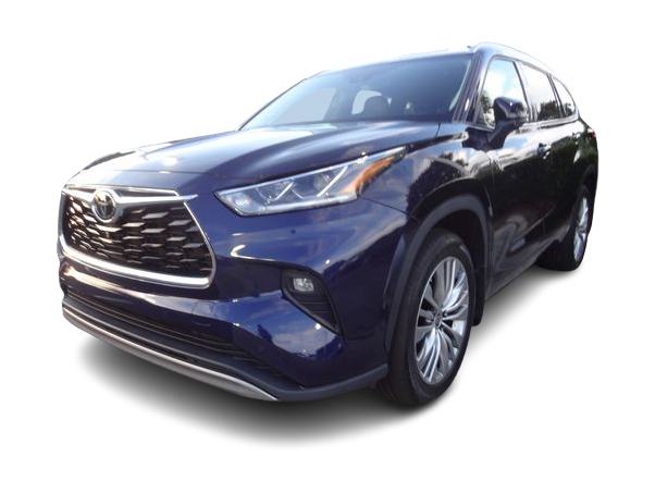 Thumbnail: 2023 Toyota Highlander - 12
