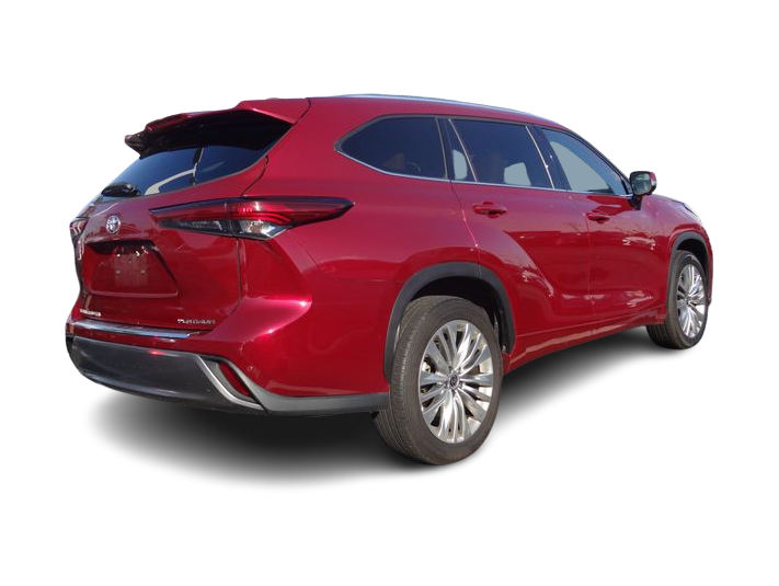 Thumbnail: 2023 Toyota Highlander - 12