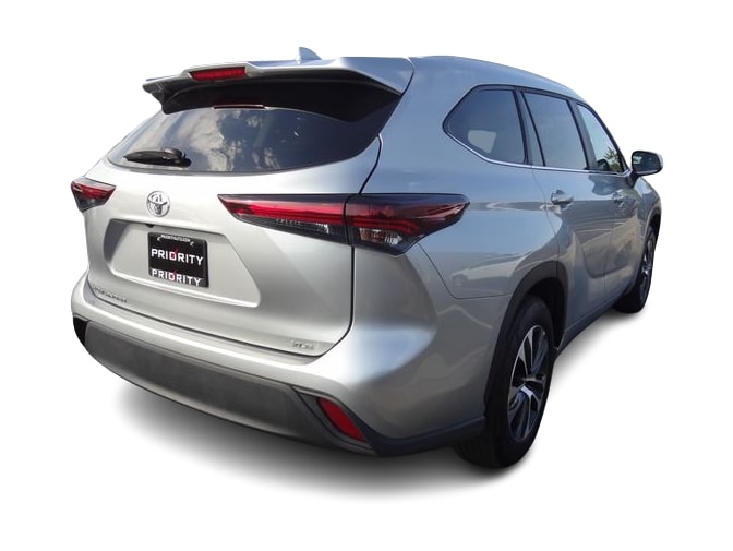 Thumbnail: 2025 Toyota Highlander - 13