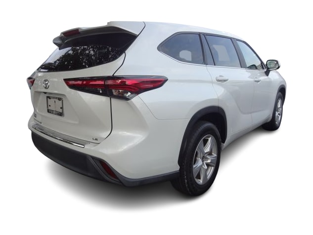 Thumbnail: 2023 Toyota Highlander - 11
