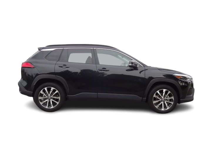 Thumbnail: 2025 Toyota Corolla Cross - 17
