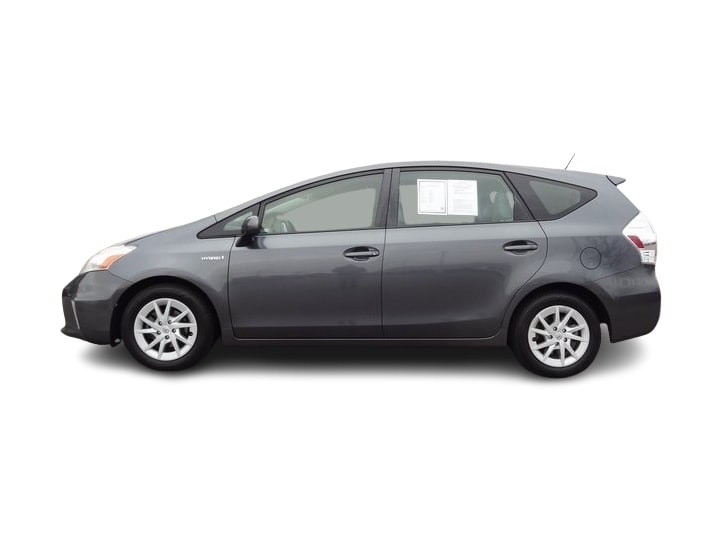 2012 Toyota Prius v Two 15