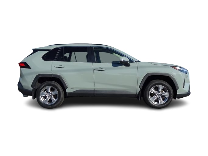 Thumbnail: 2022 Toyota RAV4 - 18
