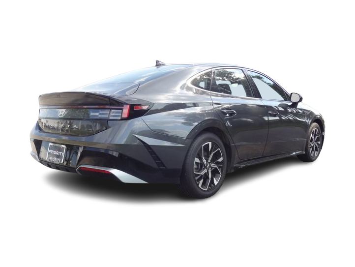 Thumbnail: 2024 Hyundai Sonata - 16