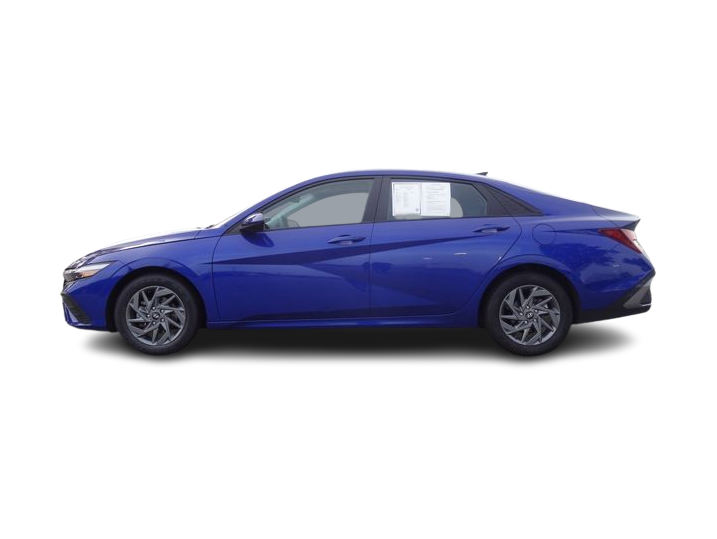 Thumbnail: 2024 Hyundai Elantra - 3