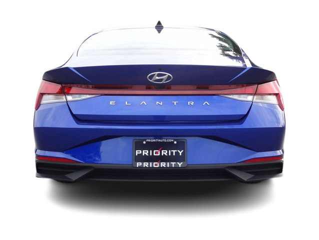Thumbnail: 2023 Hyundai Elantra - 4