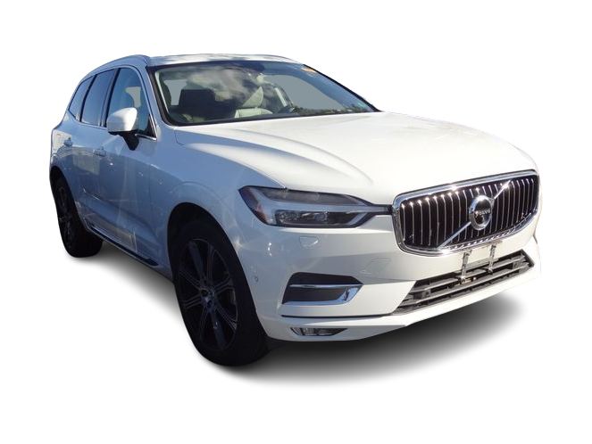 Thumbnail: 2019 Volvo XC60 - 10