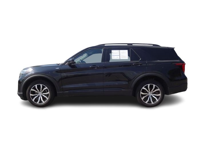 Thumbnail: 2025 Ford Explorer - 3