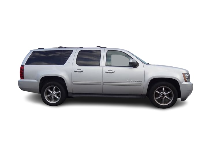 Thumbnail: 2014 Chevrolet Suburban - 16