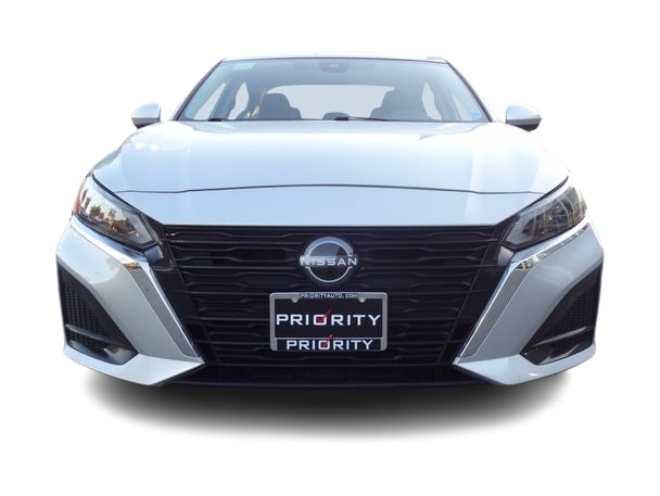 Thumbnail: 2023 Nissan Altima - 5