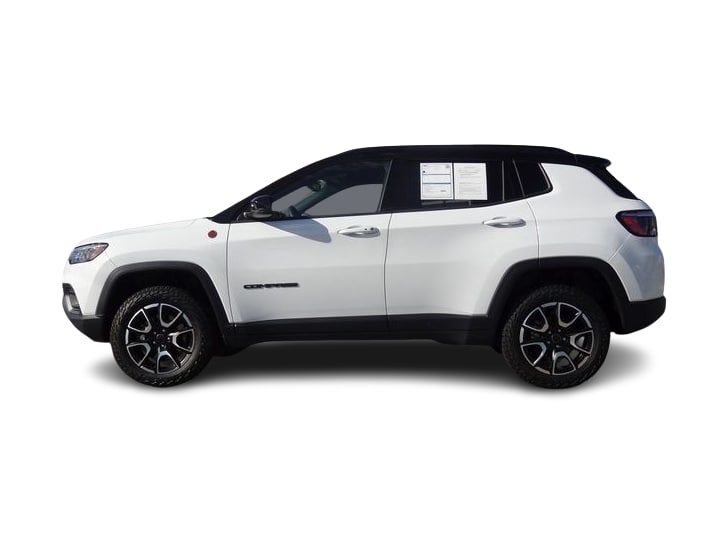 Thumbnail: 2025 Jeep Compass - 3