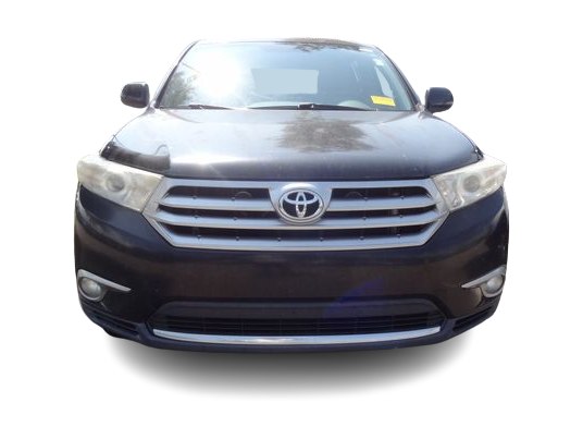 Thumbnail: 2013 Toyota Highlander - 3