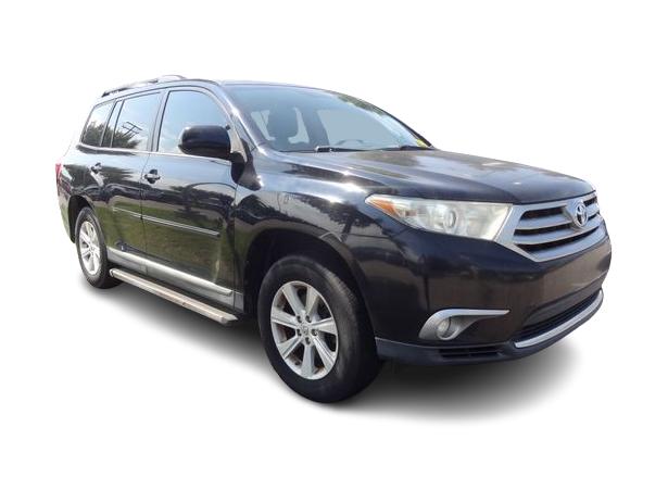 Thumbnail: 2013 Toyota Highlander - 9