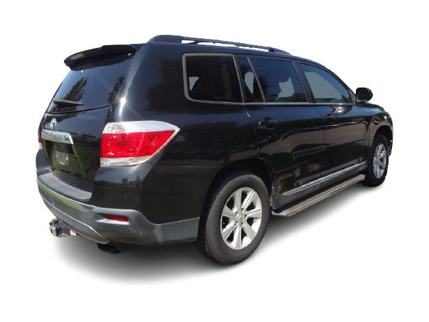 Thumbnail: 2013 Toyota Highlander - 12