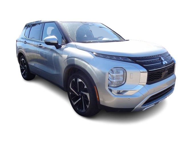Thumbnail: 2024 Mitsubishi Outlander - 14
