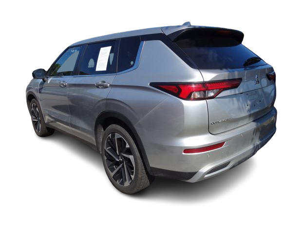 Thumbnail: 2024 Mitsubishi Outlander - 2