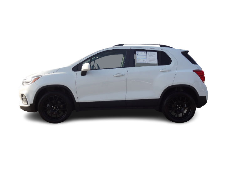 Thumbnail: 2022 Chevrolet Trax - 3