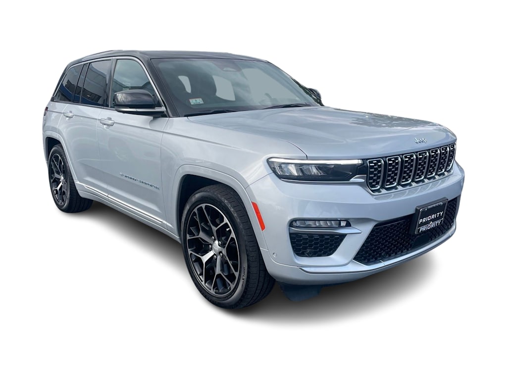 Thumbnail: 2022 Jeep Grand Cherokee - 18