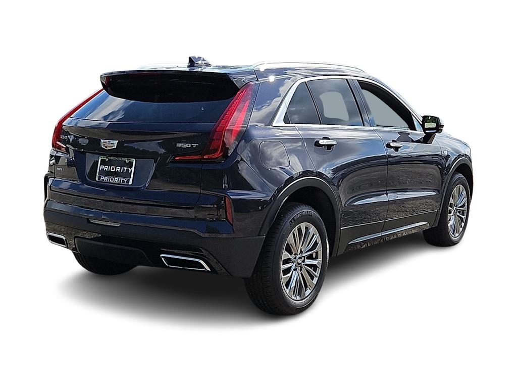 Thumbnail: 2025 Cadillac XT4 - 19