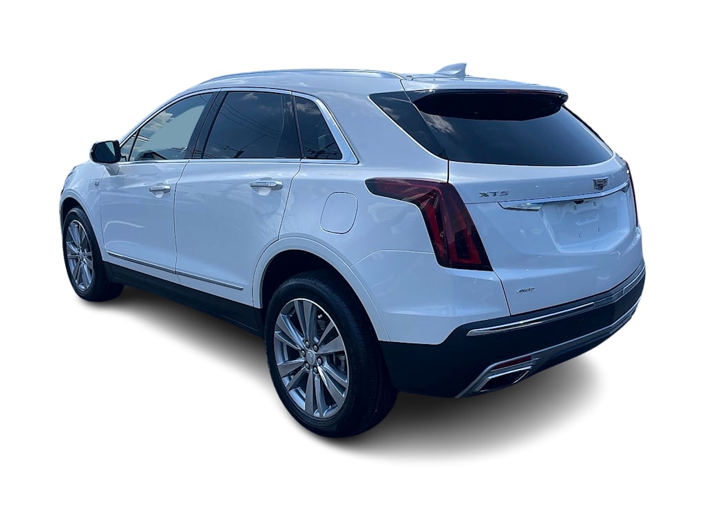 Thumbnail: 2024 Cadillac XT5 - 4
