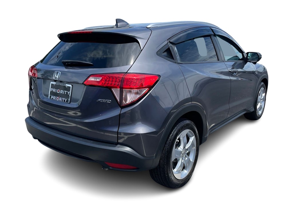 Thumbnail: 2016 Honda HR-V - 16