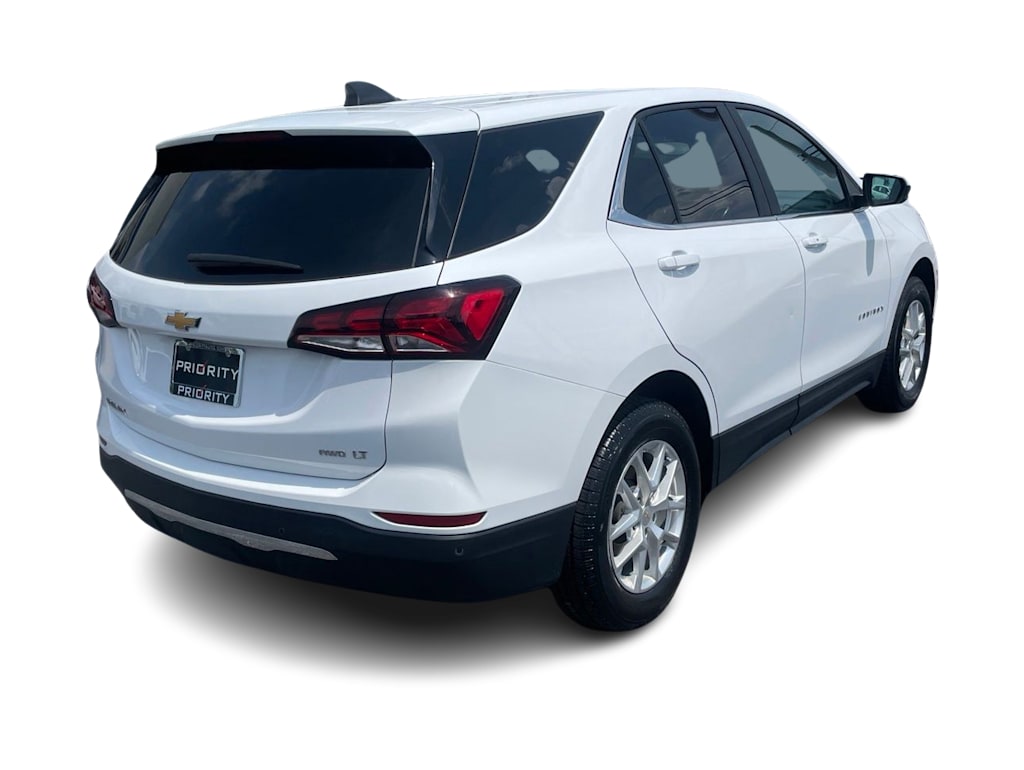 Thumbnail: 2024 Chevrolet Equinox - 16