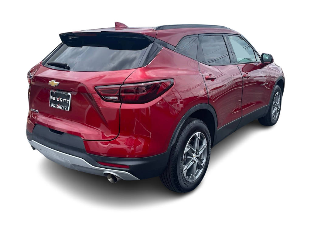 Thumbnail: 2024 Chevrolet Blazer - 16