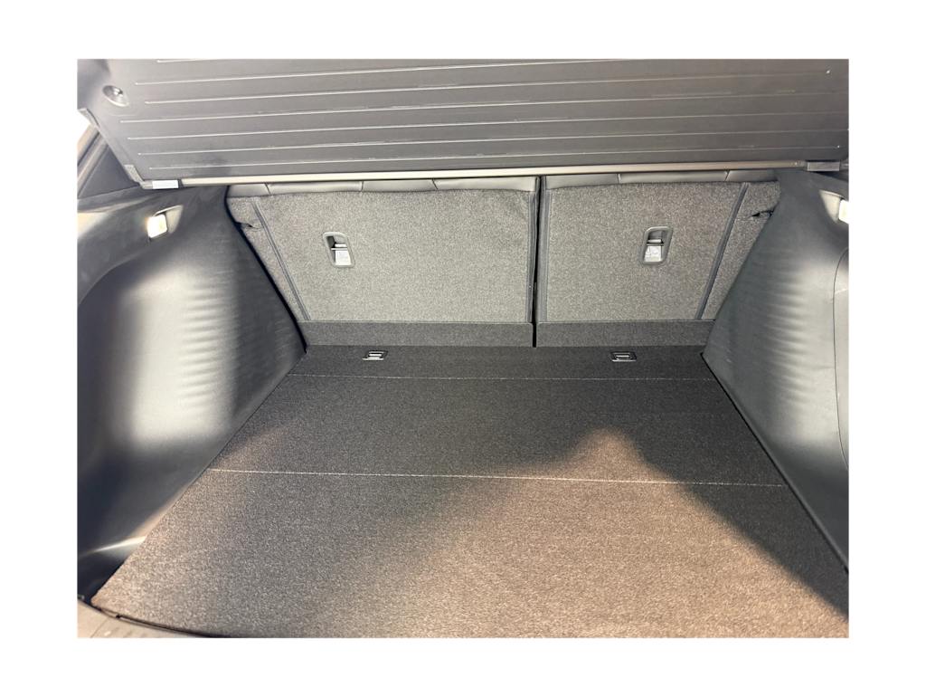 Thumbnail: 2025 Acura ADX - 17